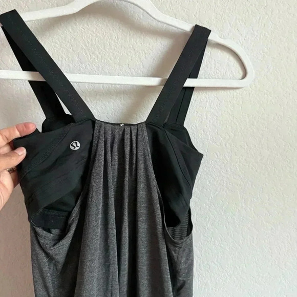 Lululemon Run Women’s Black Gray Back On Track Athletic Sleeveless Tank Size 4 - Picture 8 of 8